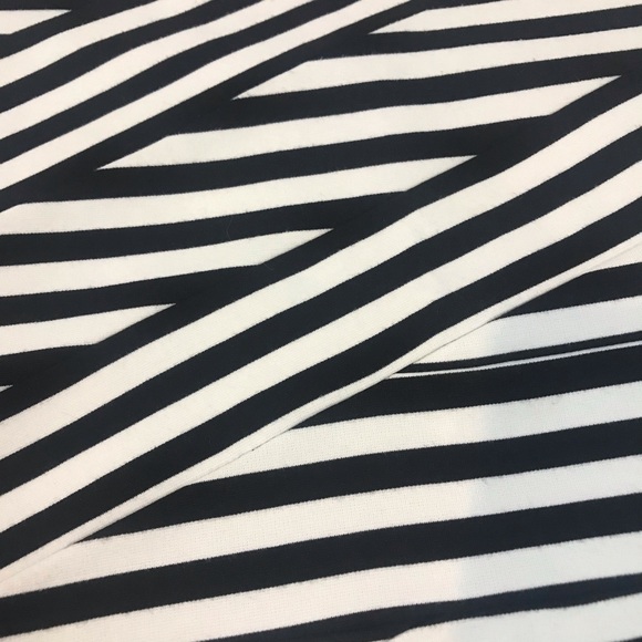 Express Striped Mini Skirt - Picture 2 of 5